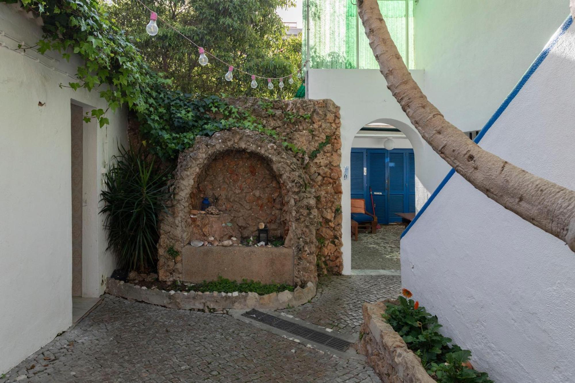 Le Penguin Hostel Faro Exterior foto